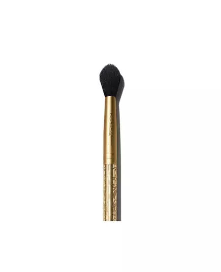 Пензлик для макіяжу очей MAC Tempting Fate 224S