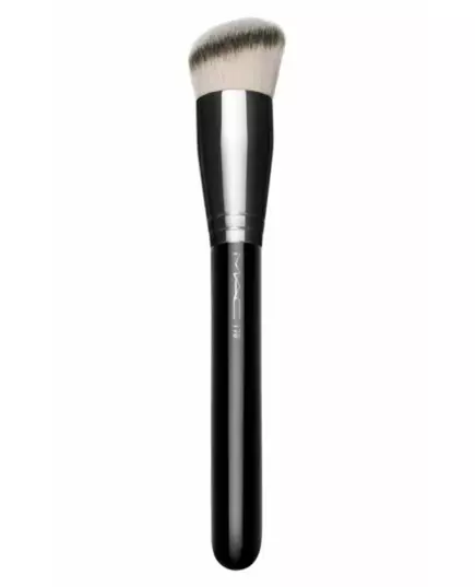 Пензель для тональної основи MAC Synthetic Rounded Slant Brush S2TL01
